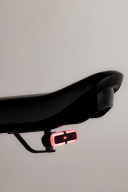 Anneau de Sécurité pour Câble Antivol + Feu Arrière LED - Selle Jallot